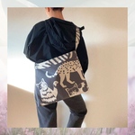 チャコールグレー　総柄　猫　キャンバス　ぺたんこ　ショルダーバッグ　2way