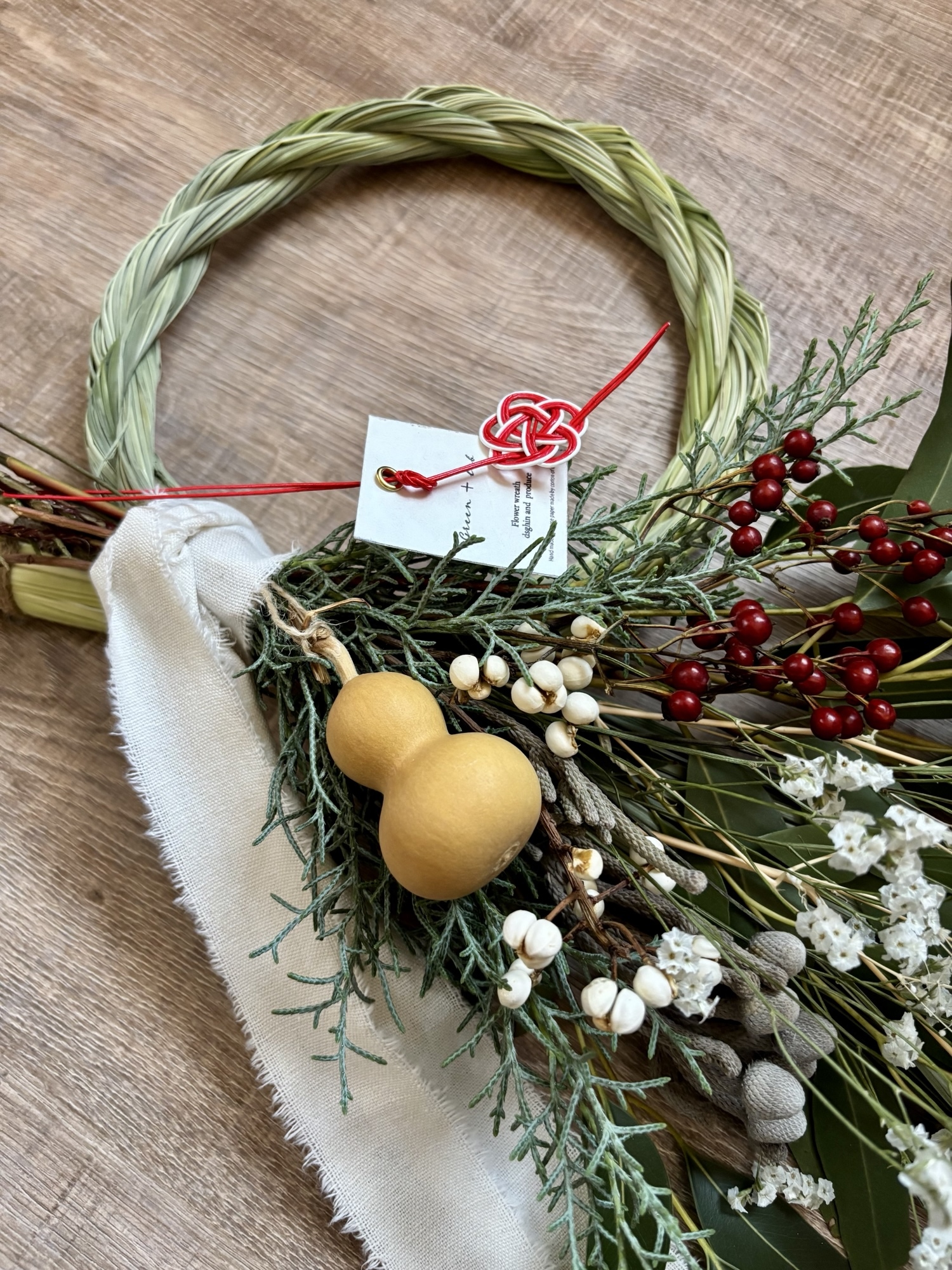 今から飾れるレモングラスのしめ縄リース - Green＋Lab | minne byGMO