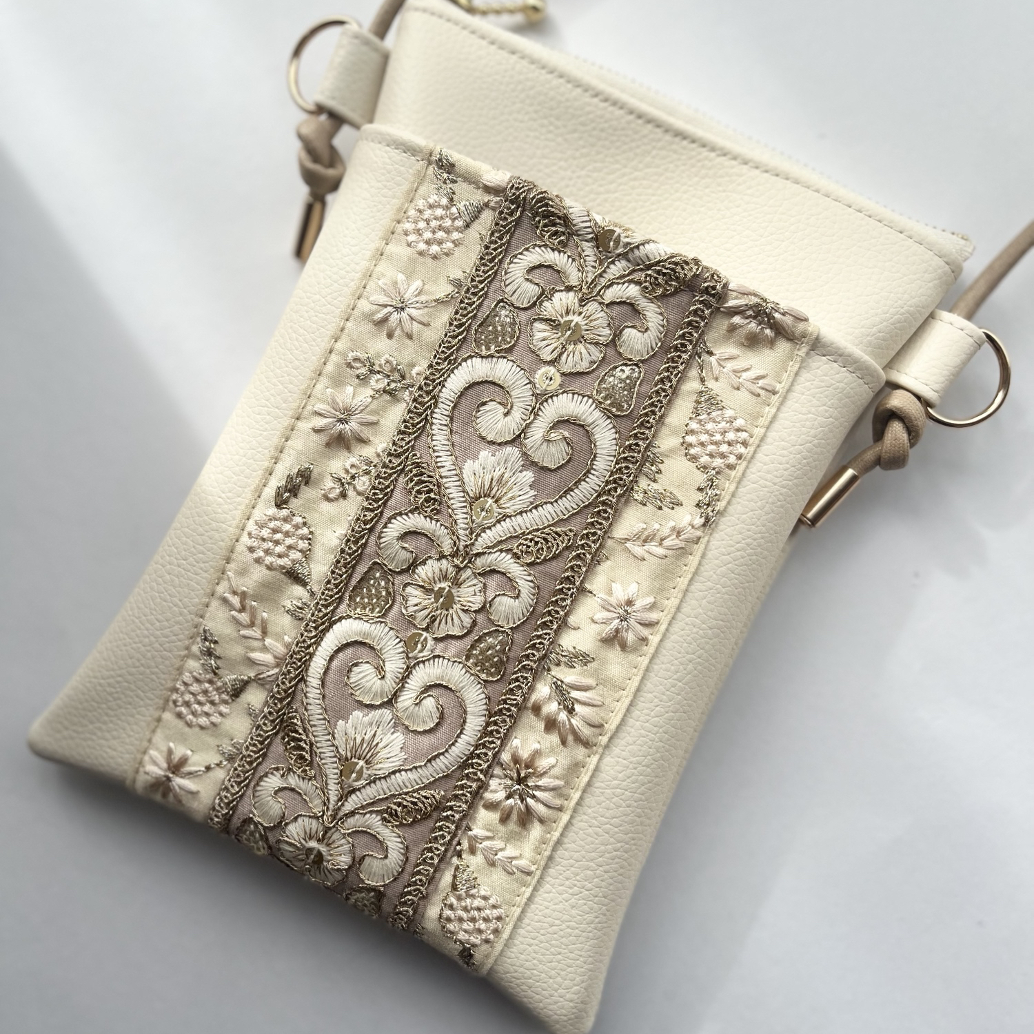 受注制作】【再販】【リニューアルしました】【人気No. 1】インド刺繍