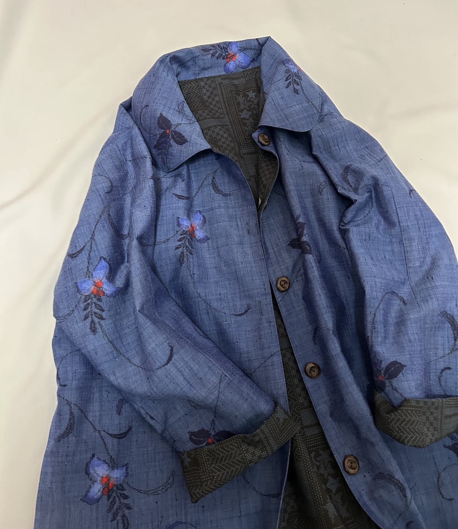 新品未使用花柄上質紬&濃紺7マルキ大島紬＊リバーシブルコート