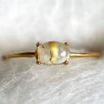 ゴールドルチルクォーツの細身リング（マット）   |指輪 天然石 18KGP ゴールド 一粒 華奢 フリーサイズ クリスマスギフト オーバル シンプル 《金糸の夢》