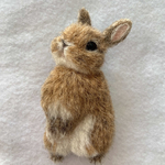 うさぎ羊毛ブローチ