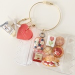 ミニチュアパン詰めキーリング＊いちご系パン＊レッド