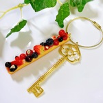 『お菓子の家の鍵』:バッグチャーム