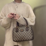 【GUCCI】永遠を纏うVINTAGE OLD GUCCI GGスプリーム GGハンドバッグ／クラシックモノグラム　アンティーククラシックスクエアハンドバッグ　グッチ