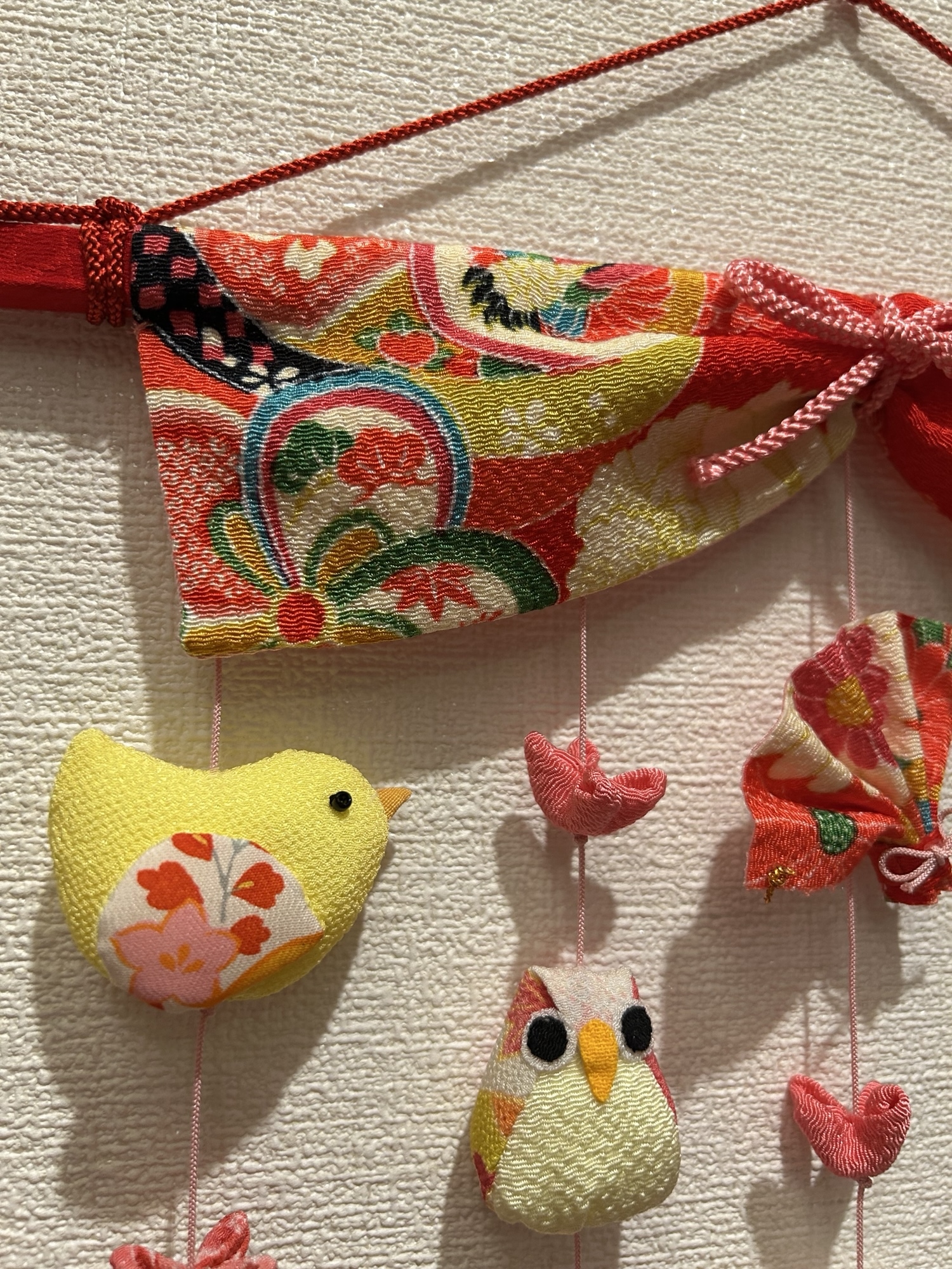 可愛らしい① 吊るし飾り ちりめん細工 つるし雛 うさぎ - 幸せの細工