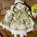 カントリードール(メルヘン)くすみグリーンの子