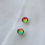 虹の光彩のイヤリング
