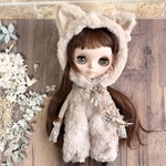 【再販】2542 ブライスさんの猫になれるロンパースコーデ　Blythe ブライス アウトフィット 洋服　スモークベージュ　もふもふ　猫