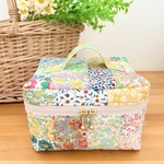 飾っておくだけで可愛い♡パッチワークのボックスポーチ／Lovely Liberty print Patchwork makeup bag(vanity case)