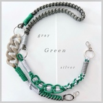 スマホショルダーストラップ【Green×gray】緑×グレー　パラコード　ネックストラップ　スマホストラップ　マクラメ　携帯ストラップ　ハンドストラップ　スマホケース　モバイルグッズ