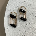 ガラスのピアス　ゆらゆら踊る　フープピアス　14kgf