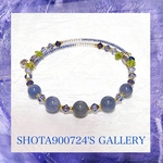 ［再販］タンザナイトを花束にして💐　vol2シングルワイヤーブレスレッド　天然石　#minne_new  Swarovski  #タンザナイト