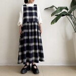 サイドリボンのジャンパースカート * 暖か素材 紺系タータンチェック柄 *