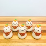 かがみもち風　にょきにょきねこ
