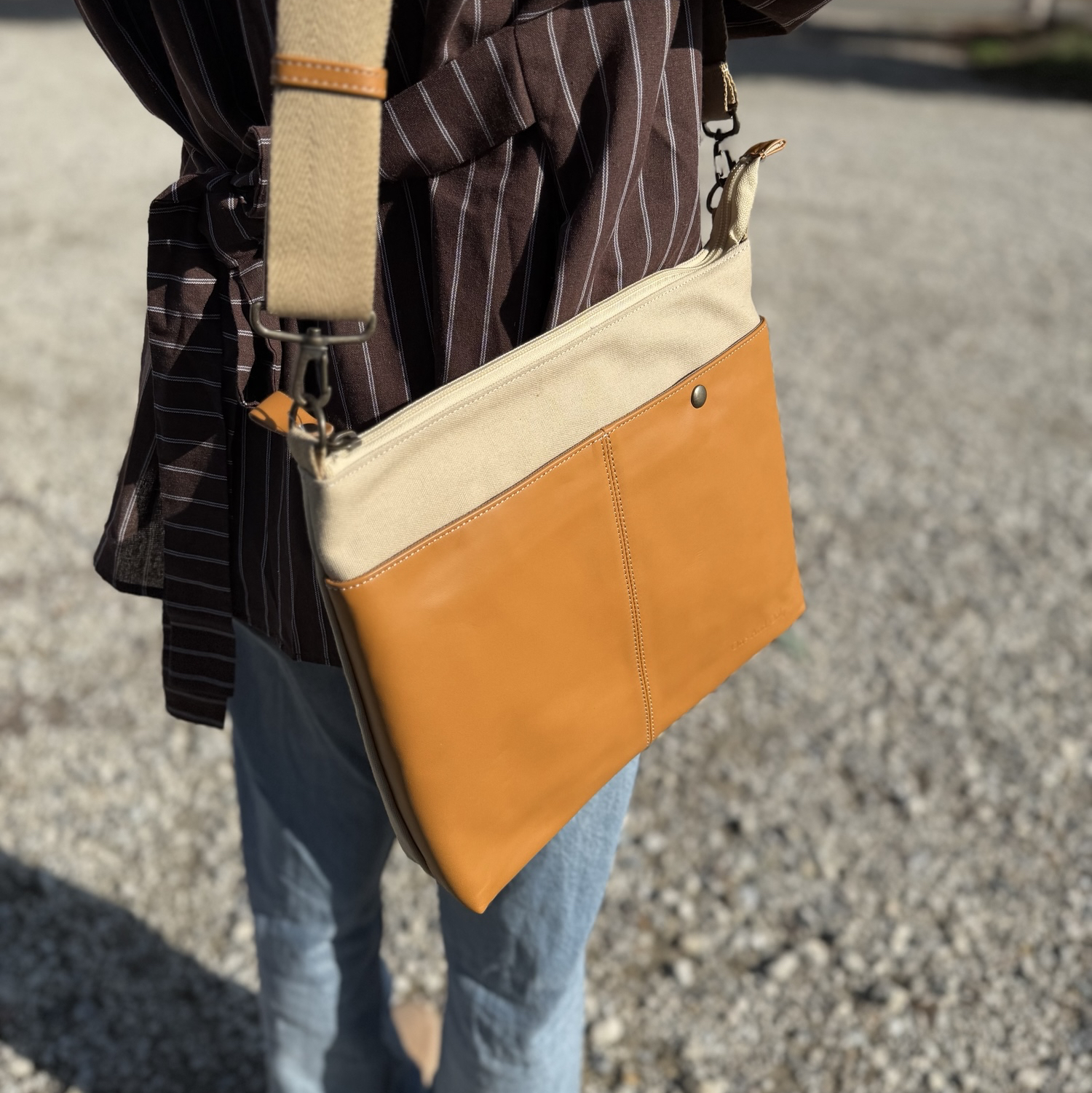 50%off ノベルティ付き 本革 たつのレザー オールハンドメイド ショルダーバッグ