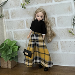 NO,603リカちゃん服  マスタード　タータンチェック　たっぷりフレアスカート　ブラック　バイカラーニット　オシャレ冬コーデ　リアルクローズ