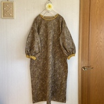 細コールのバルーン袖ワンピース