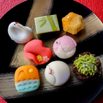 正月上生菓子8個入 送料無料 新春 お年賀 プレゼント おせち 年末年始 手土産 贈り物 贈答 ギフト 和菓子 練り切り 迎春