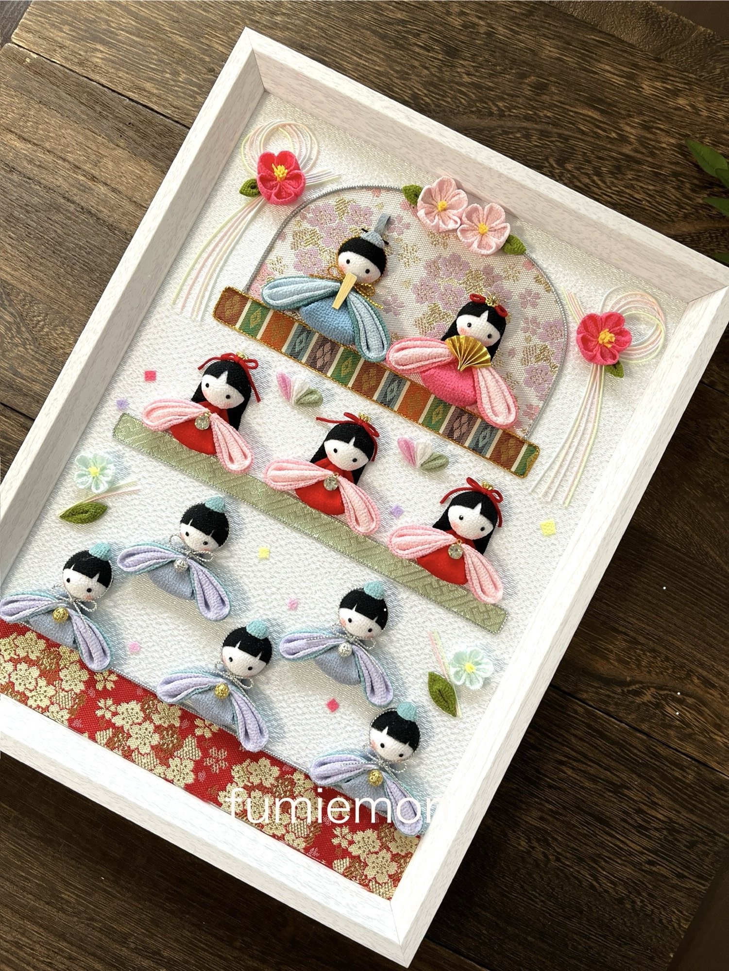 アレンジつまみ細工☆おひなさまフレーム飾り 〜ひなまつり・華やか