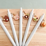 ミニチュアパンのボールペン🐻🖊️
