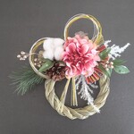 2026年のお正月🎍ダリアのしめ縄(約23㎝)プチギフト    クリスマスプレゼント    お正月　お正月飾り　玄関飾り　