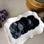 フラワーモチーフのバレッタ ■ フェイクレザー BIG FLOWER ■ ブラック×オニキス 天然石　