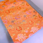 【古布】正絹帯地　吉祥柄花輪　橙 