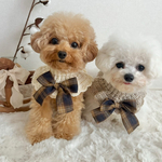 ✨人気No.1✨もこもこ編み×チェックリボンのケープ（アイボリー／ベージュ／ブルー）小型犬用 首飾り もこもこ編み×チェックリボン 秋冬カラー　イニシャルパーツ　うちの子