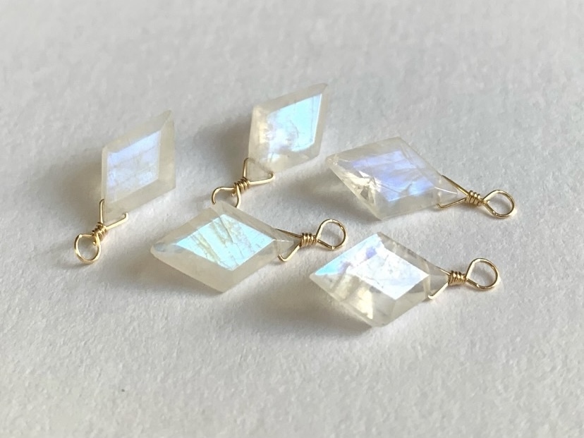 神の至福の光 ✨ アナンダライト 水晶 レインボークォーツ 原石