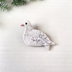 白鳩の刺繍ブローチ