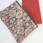 黒　大きなポーチ　24cmファスナー×深さ約17cm　インド刺繍生地シリーズ　
