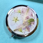 【オーダー品】淡いピンクのコンパクトミラー