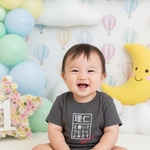 今なら缶バッチオマケ付・命名!ヨミガナ名入れキッズTシャツ