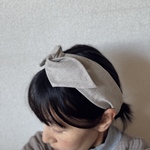 ワイヤーヘアバンド（後ろゴム・リネン・ベージュ）chika　　ワイヤーターバン　痛くなりにくい