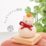 小さな置物　ちんまりくまさん鏡餅／正月　新年　かわいい　おしゃれ　縁起　冬　ミニチュア　小さい　粘土　オブジェ　インテリア　飾り