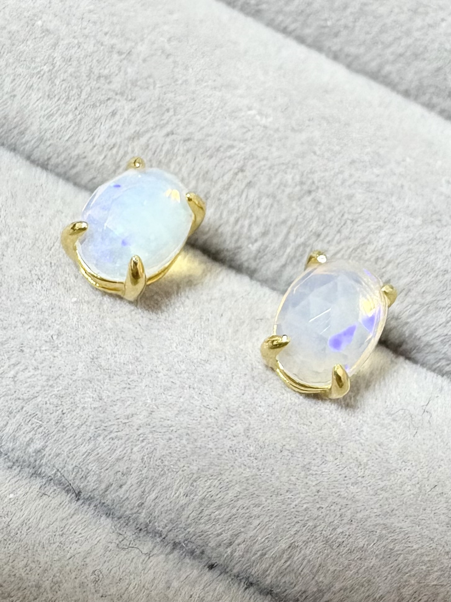エチオピア産オパール 8×6mm オーバル ローズカット ピアス Silver925 18KGP