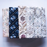 ⭐︎septem-30様　専用ページ⭐︎【再販】インド刺繍生地で仕立てた特別な『文庫本専用』ブックカバー　【フラワー】