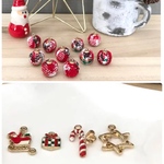 クリスマス素材。ボールチャーム１０個入り　　ホワイト