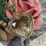 サフィレットビーズ入りハートネックレス — 「Half my heart is in heaven」