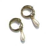 【90sVINTAGE EARRIN】1949 ゴールド×パールフープイヤリング／大人の上品ヴィンテージデザイン／秋冬コーデに映えるイヤリング　クリスマスギフトアンティーク