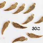 SALE 資材 ☆ 30個　羽チャーム
