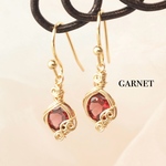 Birthstone Garnet - 1月の雫 ピアス イヤリング 宝石質 モザンビーク産ガーネット フカネ巻き ワイヤーラッピング 1月誕生石 14kgf ステンレス ギフト ラッピング