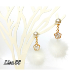 ふわふわファーピアス