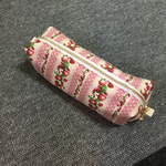 YUWA*いちご柄ペンケース