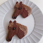 ビーズ刺繍の馬ブローチ(横顔)　※完成品販売