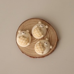 【チャーム】くまとかじりメロンパン（かじってるタイプです）