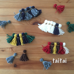 ７色から選んで作れるタッセルバレッタ
