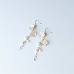～気品～ウメのピアス