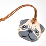 500円玉が２枚くらい入る緊急お財布チャーム　犬（パグ）